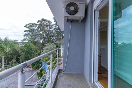 Casa de condomínio para alugar com 600m², 4 quartos e 5 vagasVaranda do Quarto 4 - Suíte master