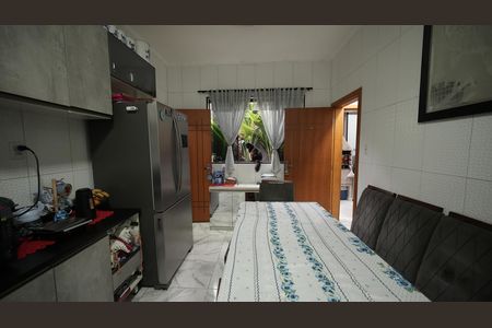 Cozinha de casa à venda com 4 quartos, 205m² em Vila Guaraciaba, Santo André
