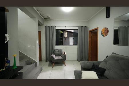 Sala de casa à venda com 4 quartos, 205m² em Vila Guaraciaba, Santo André