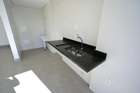 Apartamento para alugar com 100m², 3 quartos e 2 vagas