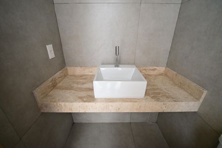 Apartamento para alugar com 3 quartos, 100m² em Setor Bueno, Goiânia