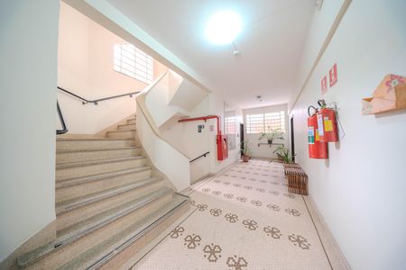 Apartamento para alugar com 73m², 2 quartos e sem vaga Apartamento para alugar com 73m², 2 quartos e sem vagaCorredor