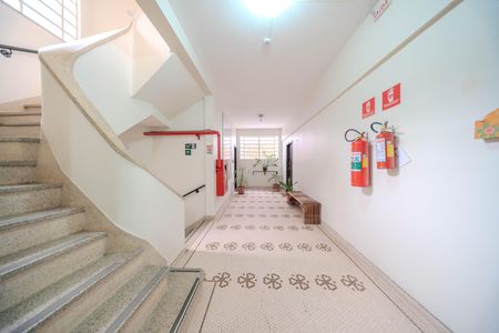 Apartamento para alugar com 73m², 2 quartos e sem vaga Apartamento para alugar com 73m², 2 quartos e sem vagaCorredor
