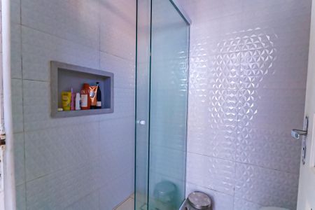 Banheiro de apartamento à venda com 2 quartos, 60m² em Engenho de Dentro, Rio de Janeiro