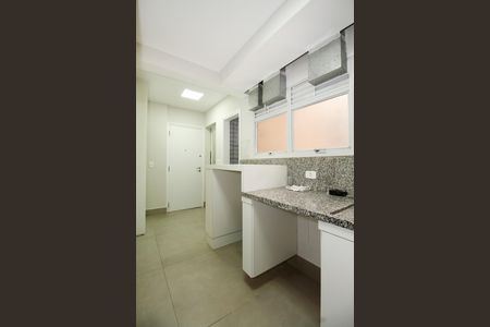 Apartamento para alugar com 165m², 3 quartos e 3 vagas Apartamento para alugar com 165m², 3 quartos e 3 vagasÁrea de Serviço