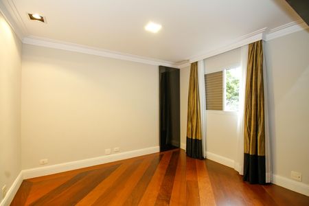 Apartamento para alugar com 165m², 3 quartos e 3 vagas Apartamento para alugar com 165m², 3 quartos e 3 vagasSala de Jantar