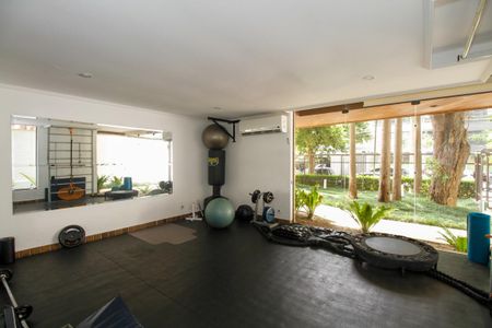 Apartamento para alugar com 165m², 3 quartos e 3 vagas Apartamento para alugar com 165m², 3 quartos e 3 vagasÁrea Comum - Academia