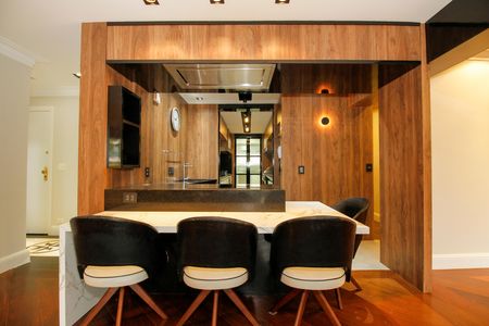 Apartamento para alugar com 165m², 3 quartos e 3 vagas Apartamento para alugar com 165m², 3 quartos e 3 vagasCozinha 2