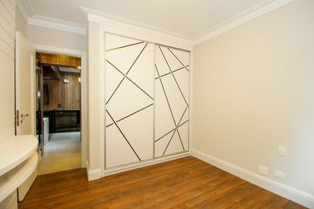 Apartamento para alugar com 165m², 3 quartos e 3 vagas Apartamento para alugar com 165m², 3 quartos e 3 vagasSuíte 1