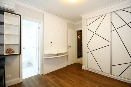 Apartamento para alugar com 165m², 3 quartos e 3 vagas Apartamento para alugar com 165m², 3 quartos e 3 vagasSuíte 1