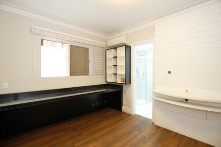 Apartamento para alugar com 165m², 3 quartos e 3 vagas Apartamento para alugar com 165m², 3 quartos e 3 vagasSuíte 1