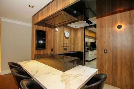 Apartamento para alugar com 165m², 3 quartos e 3 vagas Apartamento para alugar com 165m², 3 quartos e 3 vagasCozinha 2