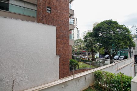 Apartamento para alugar com 165m², 3 quartos e 3 vagas Apartamento para alugar com 165m², 3 quartos e 3 vagasVista da Suíte 1