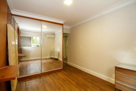 Apartamento para alugar com 165m², 3 quartos e 3 vagas Apartamento para alugar com 165m², 3 quartos e 3 vagasSuíte 3