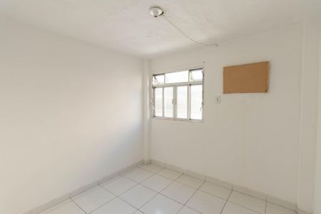 Quarto 2 de apartamento para alugar com 2 quartos, 50m² em Brasilândia, São Gonçalo