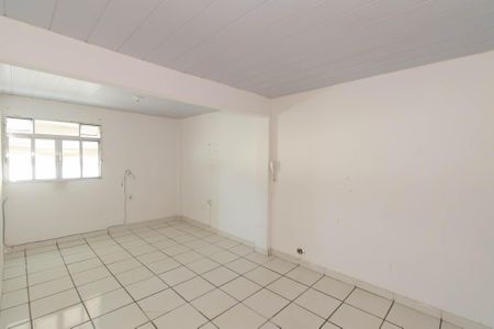 Sala de apartamento para alugar com 2 quartos, 50m² em Brasilândia, São Gonçalo
