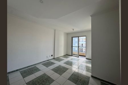 Apartamento para alugar com 72m², 3 quartos e 1 vaga Apartamento para alugar com 72m², 3 quartos e 1 vagaSala