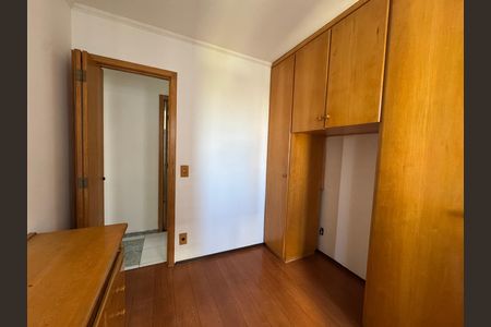 Apartamento para alugar com 72m², 3 quartos e 1 vaga Apartamento para alugar com 72m², 3 quartos e 1 vagaQuarto 3