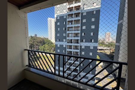 Apartamento para alugar com 72m², 3 quartos e 1 vaga Apartamento para alugar com 72m², 3 quartos e 1 vagaVaranda