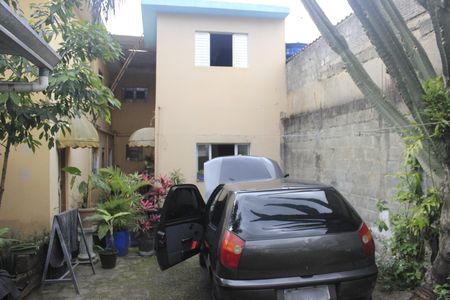 Quintal/ Garagem  de casa à venda com 6 quartos, 600m² em Jardim Adriana, Guarulhos