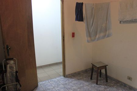 Quarto 3 (casa 1) de casa à venda com 6 quartos, 600m² em Jardim Adriana, Guarulhos