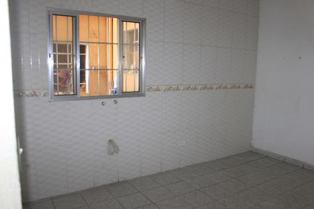 Cozinha (casa 2) de casa à venda com 6 quartos, 600m² em Jardim Adriana, Guarulhos