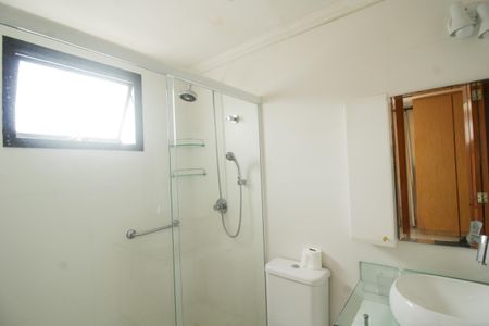Apartamento para alugar com 86m², 2 quartos e 2 vagas Apartamento para alugar com 86m², 2 quartos e 2 vagasBanheiro