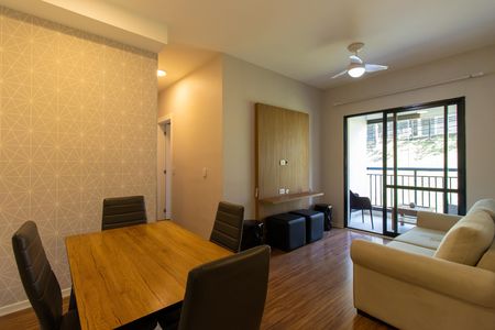 Apartamento para alugar com 2 quartos, 58m² em Granja Viana, Cotia