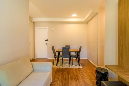 Apartamento para alugar com 58m², 2 quartos e 1 vaga Apartamento para alugar com 58m², 2 quartos e 1 vagaSala