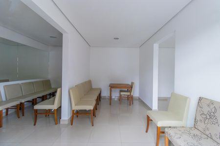 Apartamento para alugar com 58m², 2 quartos e 1 vaga Apartamento para alugar com 58m², 2 quartos e 1 vagaÁrea comum - Salão de festas