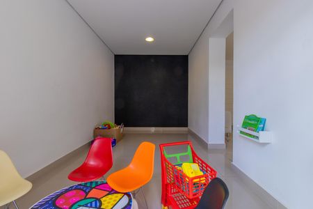 Apartamento para alugar com 58m², 2 quartos e 1 vaga Apartamento para alugar com 58m², 2 quartos e 1 vagaÁrea comum - Brinquedoteca