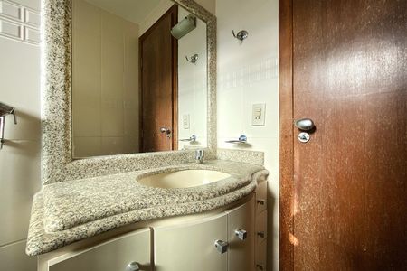 Banheiro de apartamento para alugar com 3 quartos, 90m² em Anchieta, Belo Horizonte