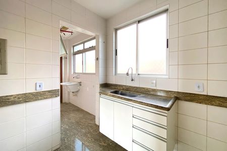 Cozinha de apartamento para alugar com 3 quartos, 90m² em Anchieta, Belo Horizonte