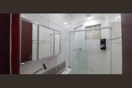 Banheiro de casa para alugar com 1 quarto, 42m² em Jardim D’abril, Osasco