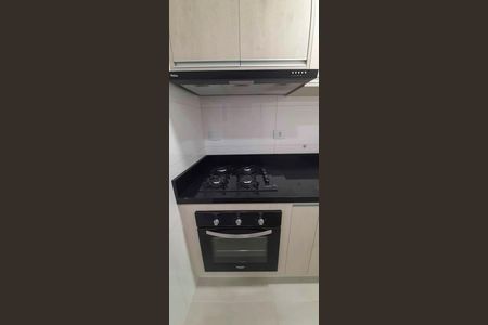 Casa para alugar com 42m², 1 quarto e sem vaga