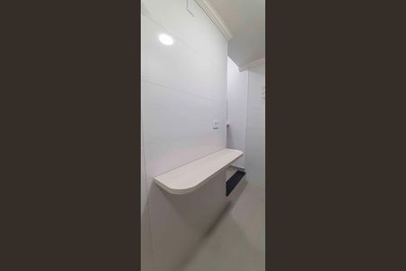 Casa para alugar com 42m², 1 quarto e sem vaga