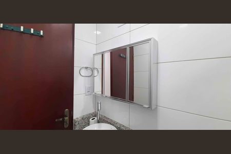 Casa para alugar com 42m², 1 quarto e sem vaga