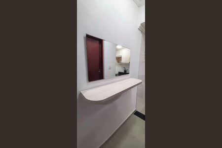 Casa para alugar com 42m², 1 quarto e sem vaga