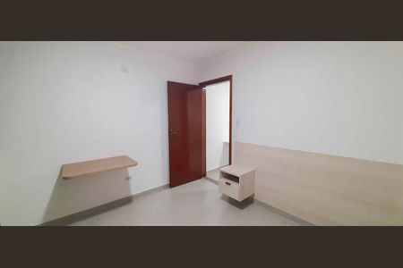 Casa para alugar com 42m², 1 quarto e sem vaga