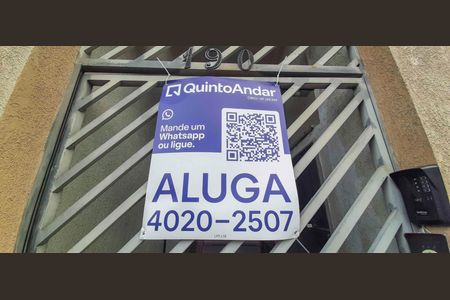 Casa para alugar com 42m², 1 quarto e sem vaga