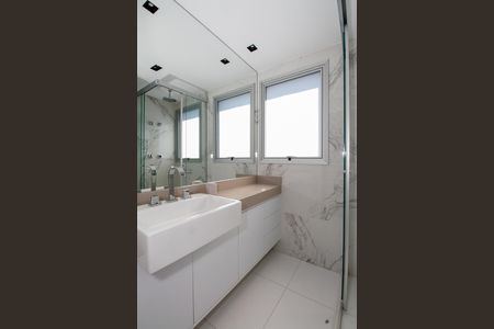 Banheiro da Suíte de apartamento para alugar com 1 quarto, 80m² em Jardins, São Paulo