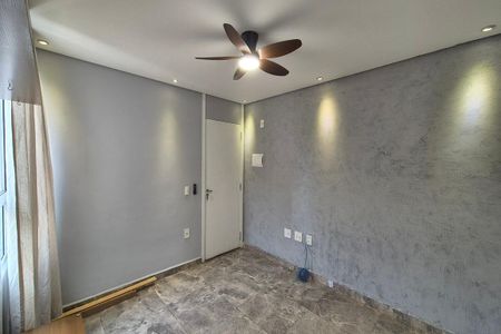 Sala de apartamento para alugar com 2 quartos, 45m² em Jardim Icaraí, Campinas