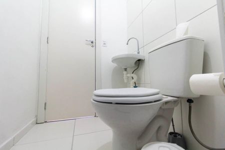Studio para alugar com 28m², 1 quarto e sem vaga Studio para alugar com 28m², 1 quarto e sem vagaBanheiro