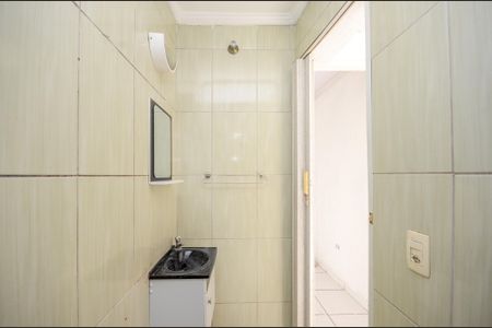 Banheiro de casa para alugar com 1 quarto, 30m² em Freguesia do Ó, São Paulo