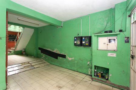 Garagem de casa à venda com 4 quartos, 130m² em Parque Sonia, São Paulo