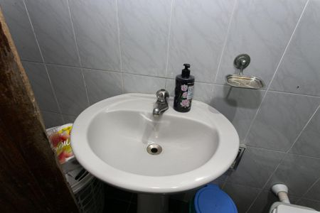Casa 1 - Banheiro de casa à venda com 4 quartos, 130m² em Parque Sonia, São Paulo