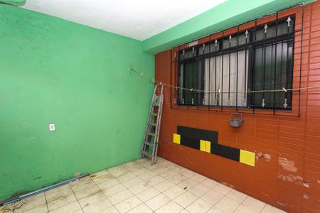 Garagem de casa à venda com 4 quartos, 130m² em Parque Sonia, São Paulo
