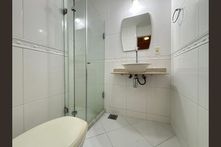 Apartamento para alugar com 109m², 3 quartos e sem vaga