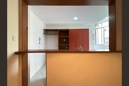 Apartamento para alugar com 109m², 3 quartos e sem vaga