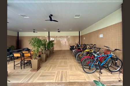 Apartamento para alugar com 109m², 3 quartos e sem vaga
